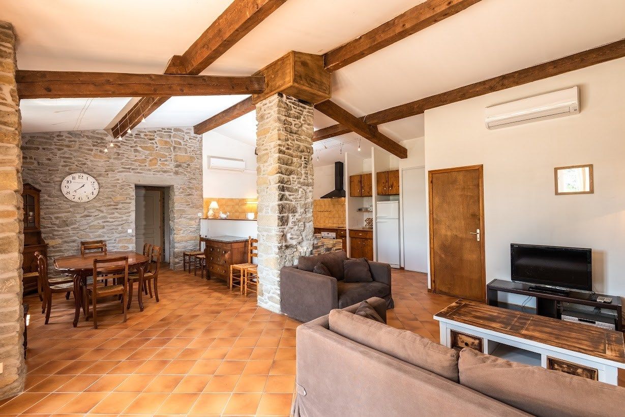 Sale House Carcassonne 11000 3000 m²