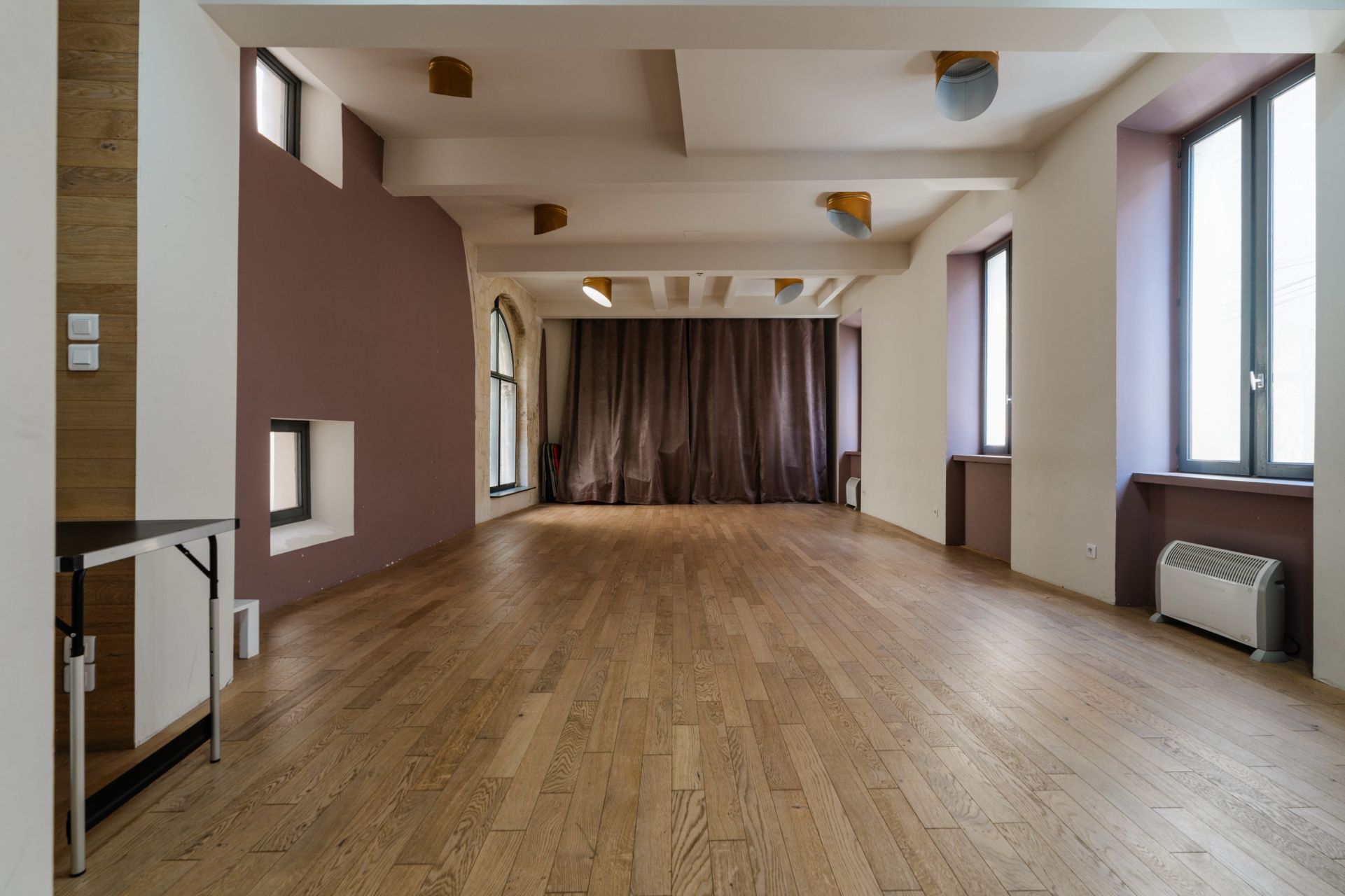 house 22 rooms for sale on NARBONNE (11100) Sale House Narbonne 11100 964 m²