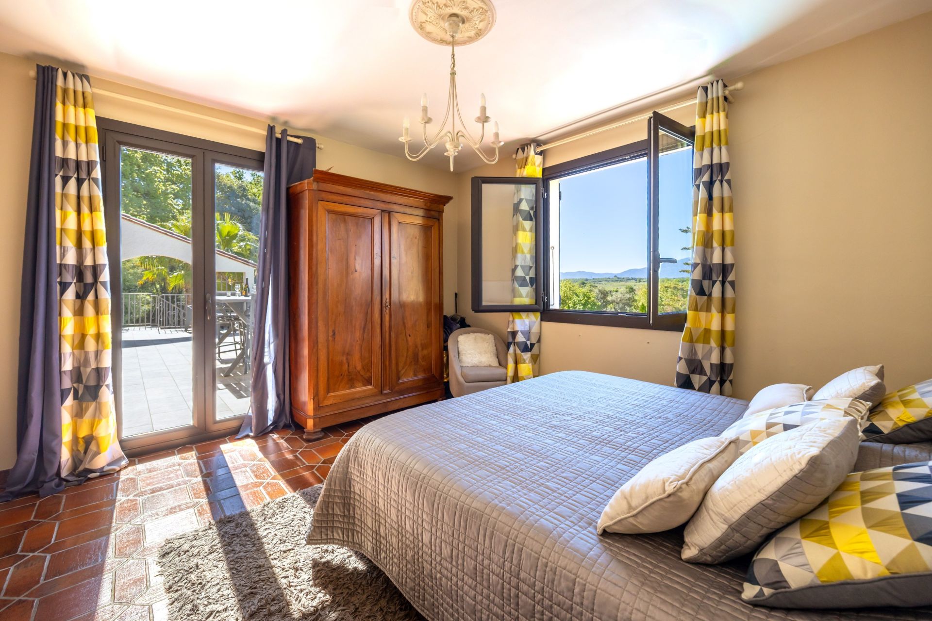 Sale House Thuir 66300 165 m²