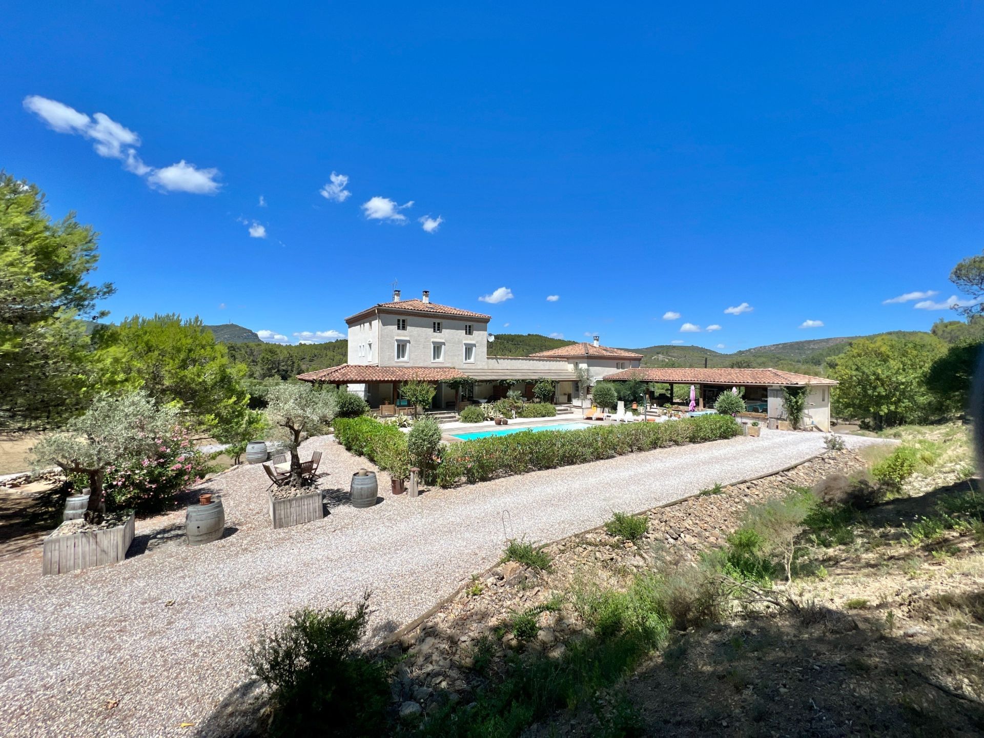 Sale House Narbonne 11100 366 m²