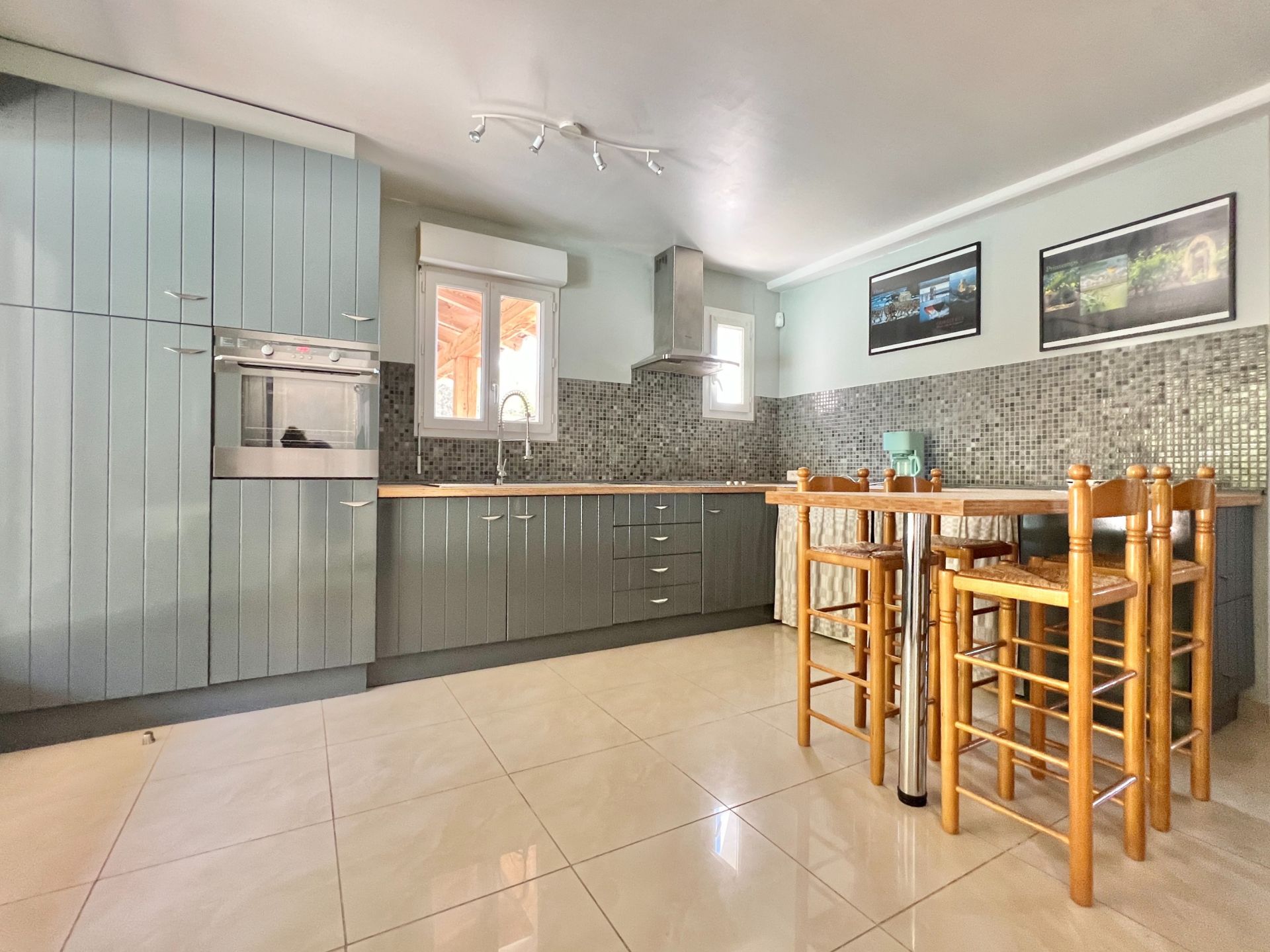 Sale House Narbonne 11100 366 m²