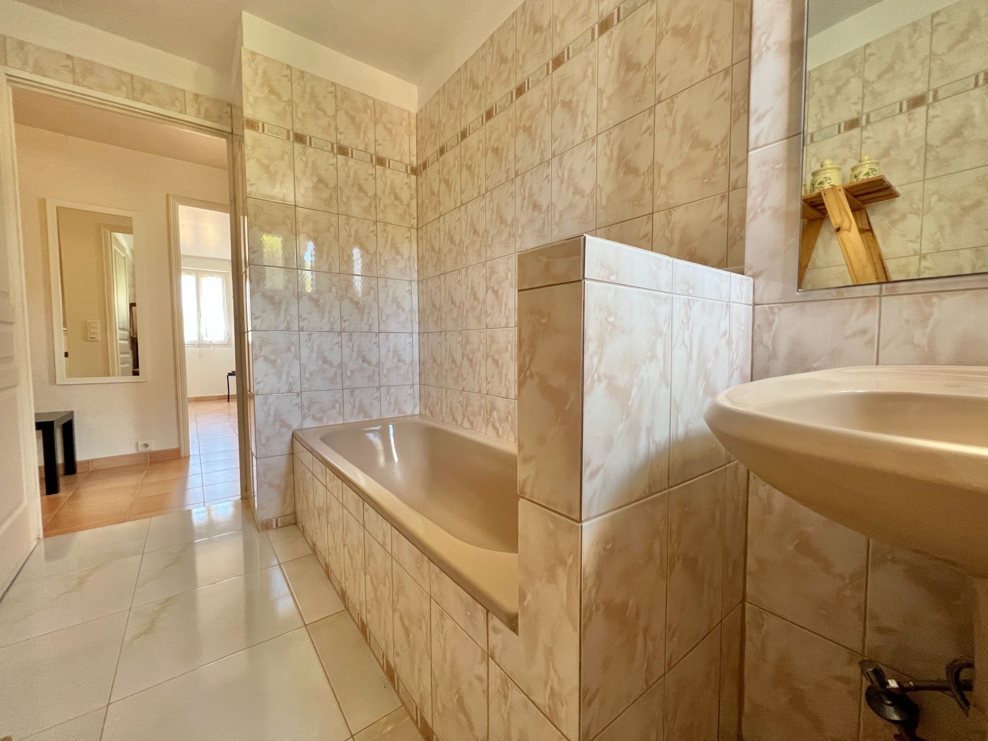 Sale House Narbonne 11100 366 m²