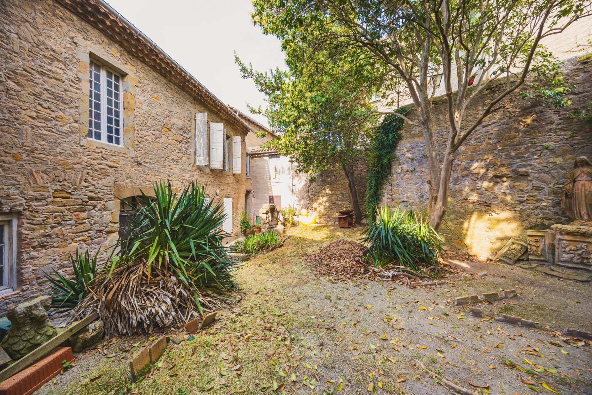 Sale House Carcassonne 11000 335 m²