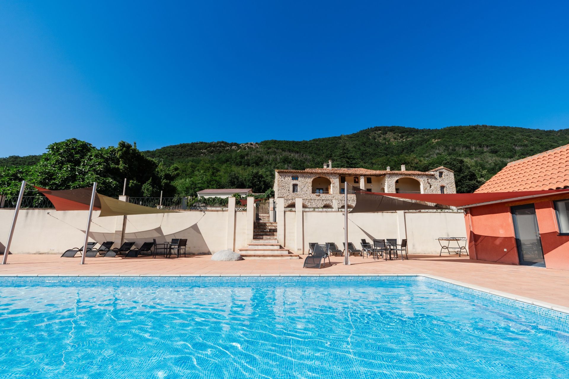 Vente Maison Saint-Laurent-de-Cerdans 66260 411&nbsp;m²