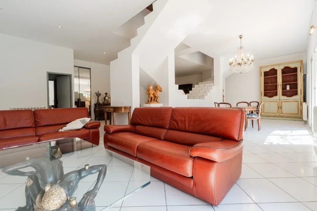 maison 8 pièces en vente sur CABESTANY (66330) Vente Maison Cabestany 66330 315 m²