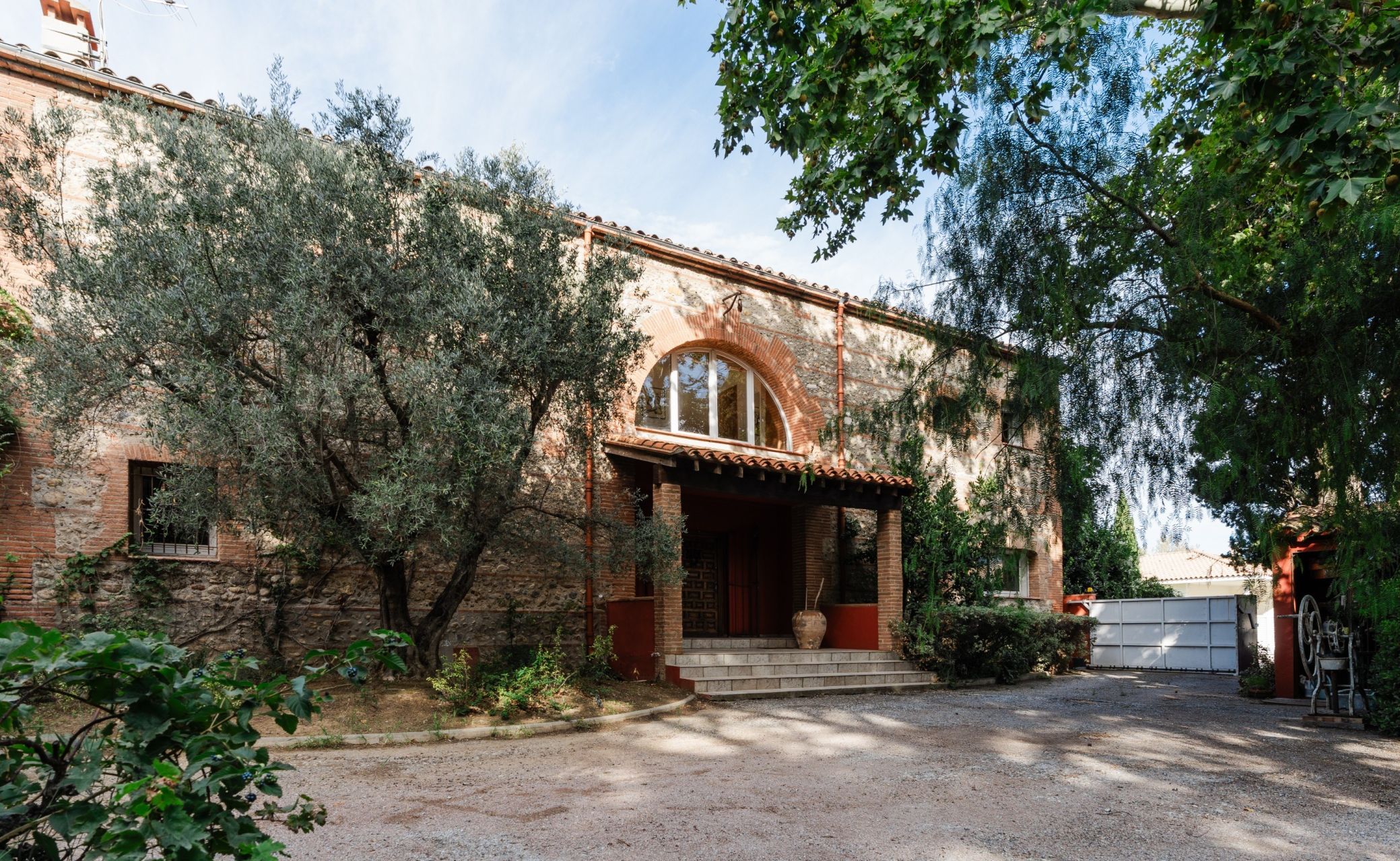 maison 8 pièces en vente sur CABESTANY (66330) Vente Maison Cabestany 66330 315 m²