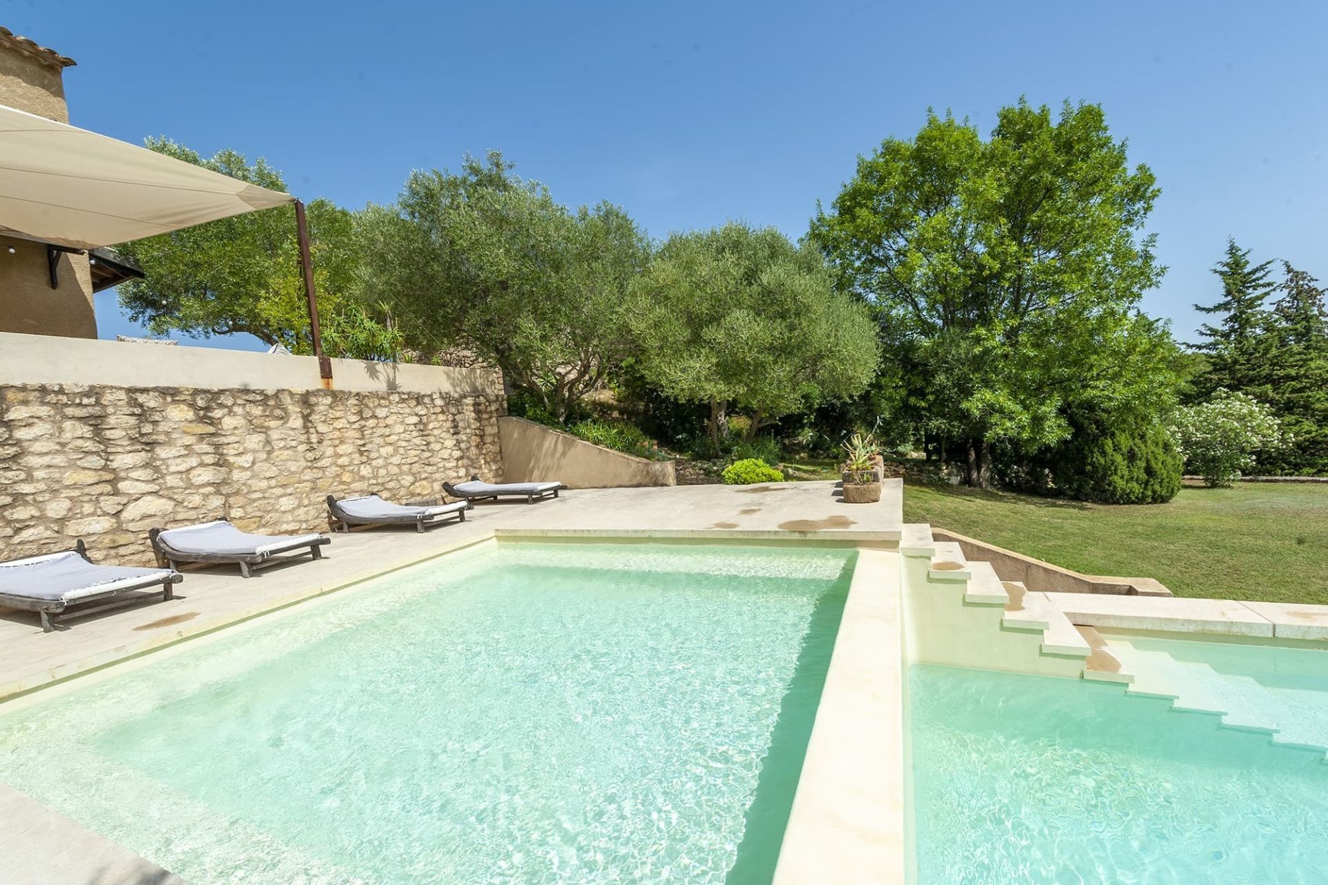 Sale Property Leucate 11370 810&nbsp;m²