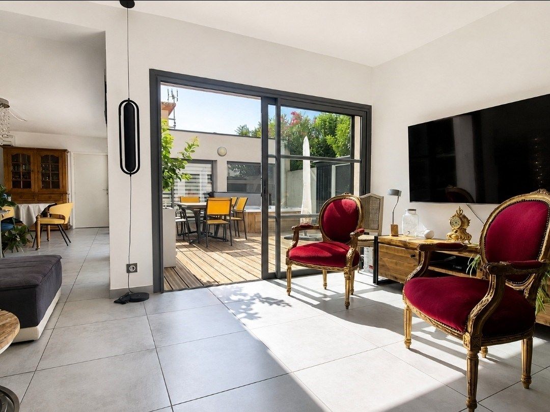 Sale House Narbonne 11100 220&nbsp;m²
