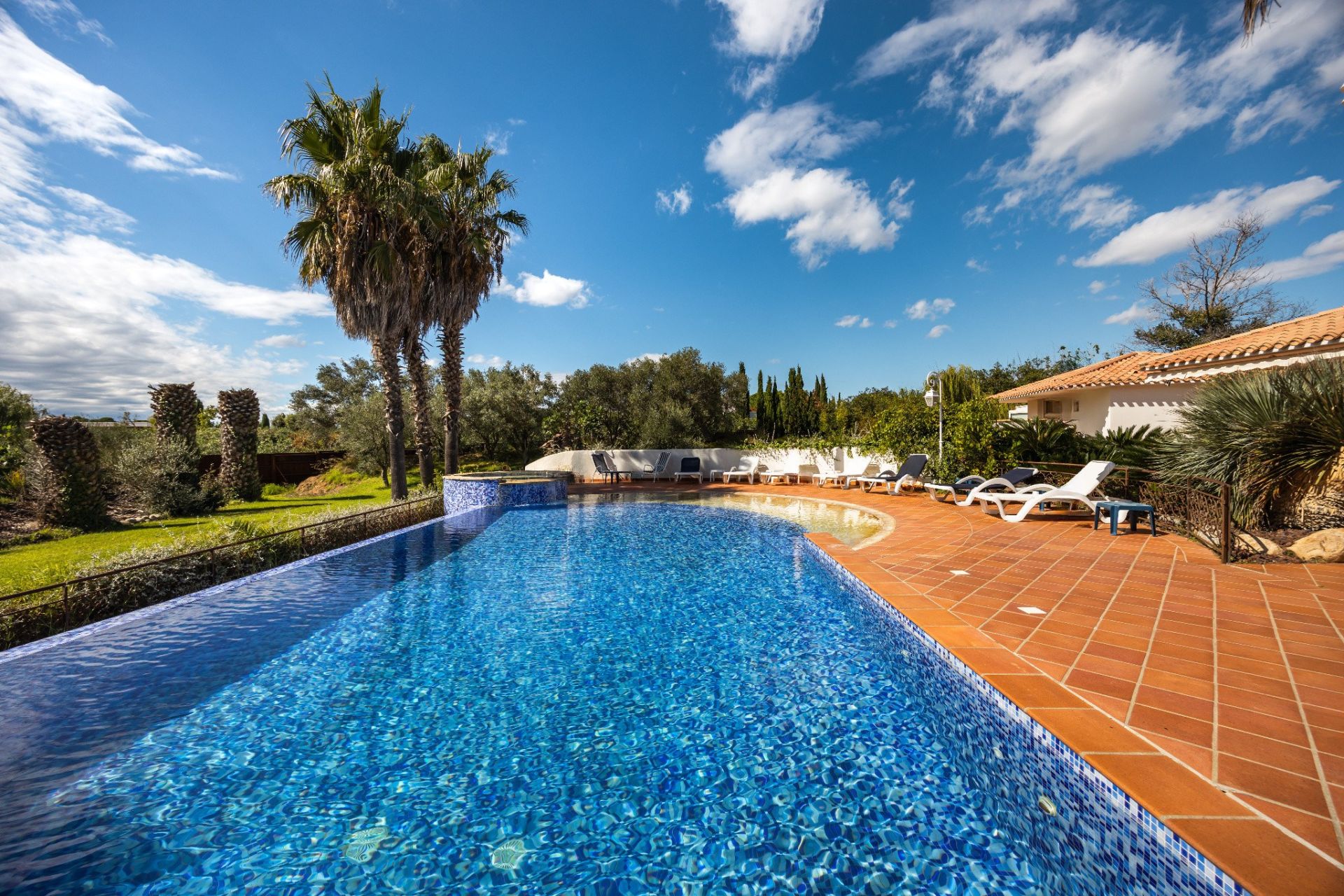 maison 8 pièces en vente sur PERPIGNAN (66000) Vente Maison Perpignan 66000 365 m²