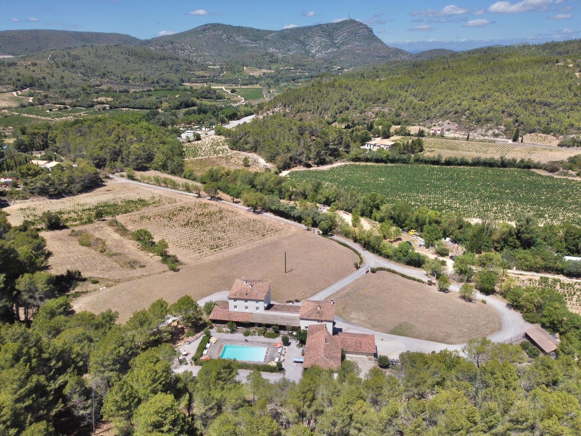 Vente Maison Villesèque-des-Corbières 11360 350 m²