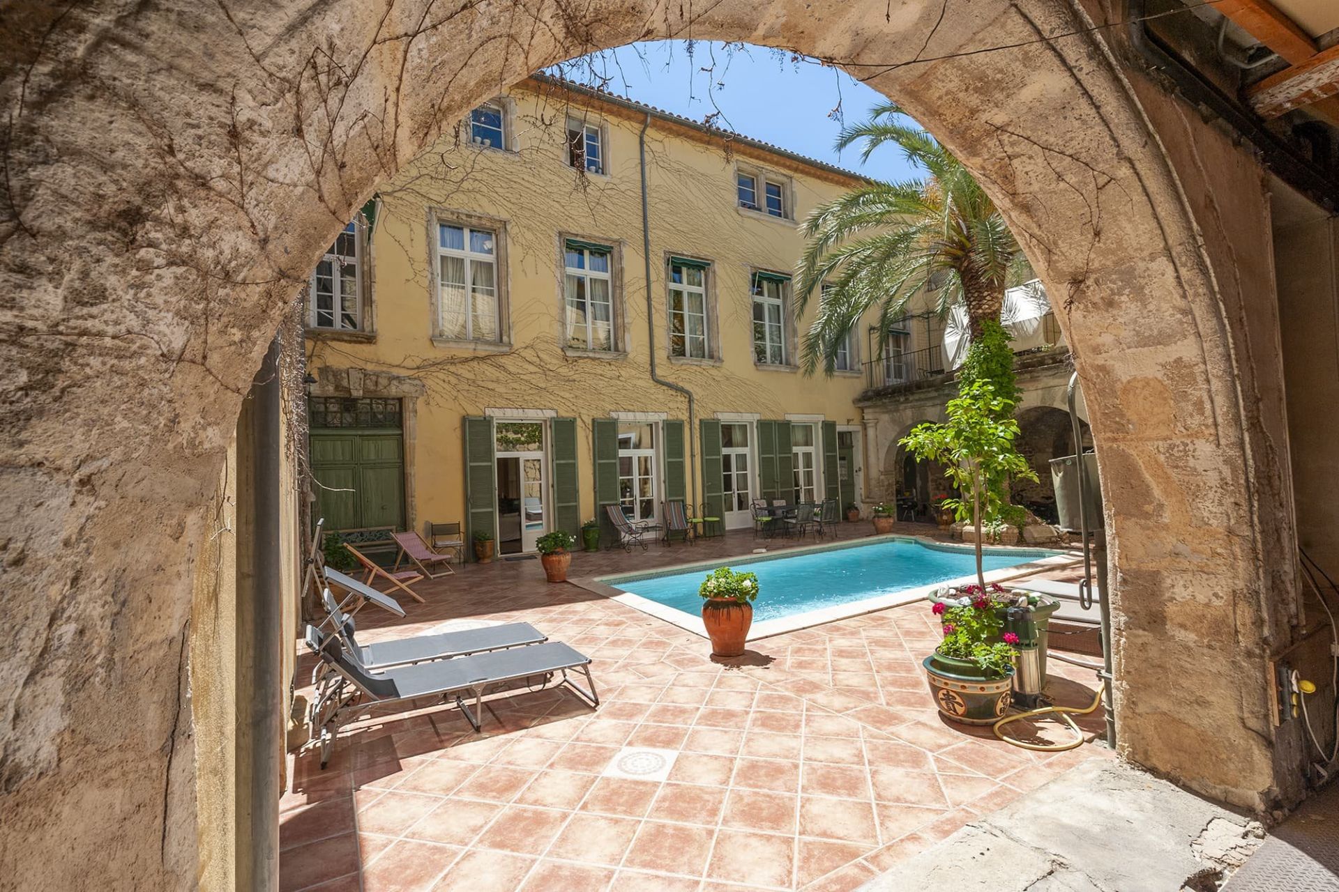 Sale House Narbonne 11100 1150 m²