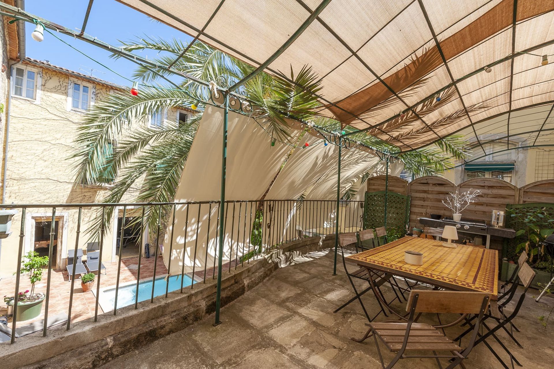 Sale House Narbonne 11100 1150 m²