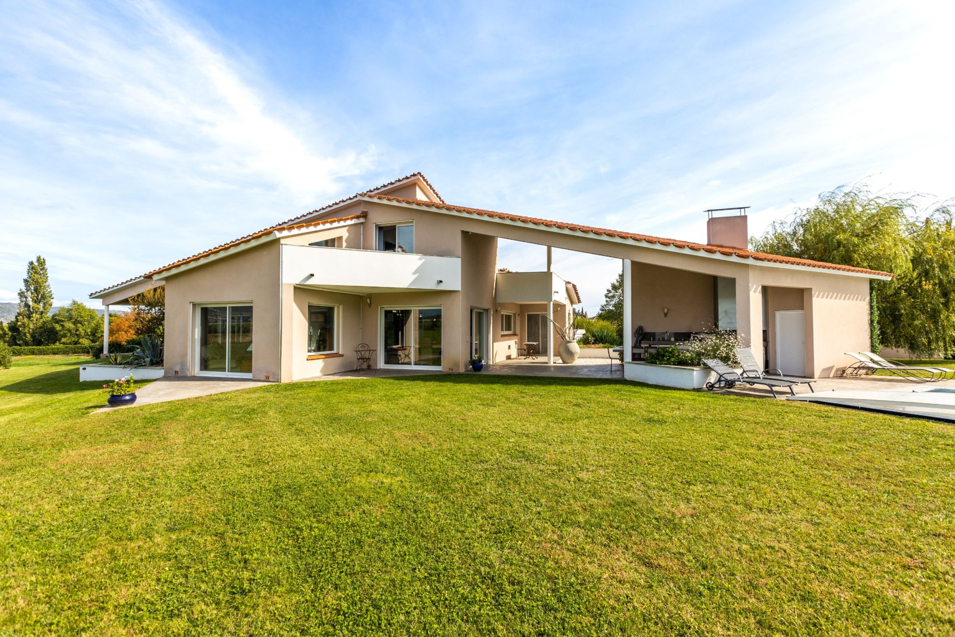 maison 6 pièces en vente sur VINCA (66320) Vente Maison Vinça 66320 275 m²