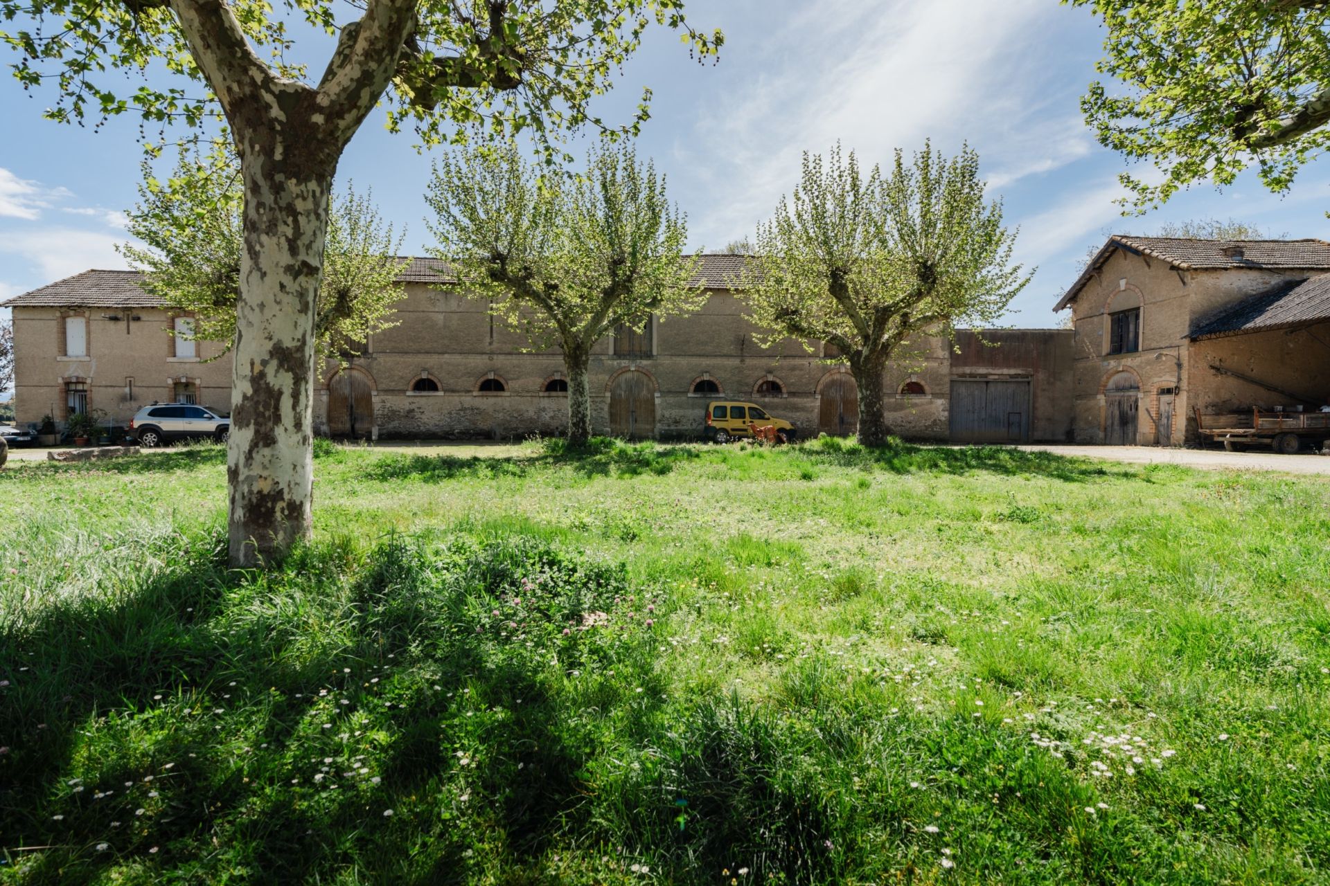 wine estate 30 rooms for sale on CARCASSONNE (11000) Sale Wine estate Carcassonne 11000 2000 m²