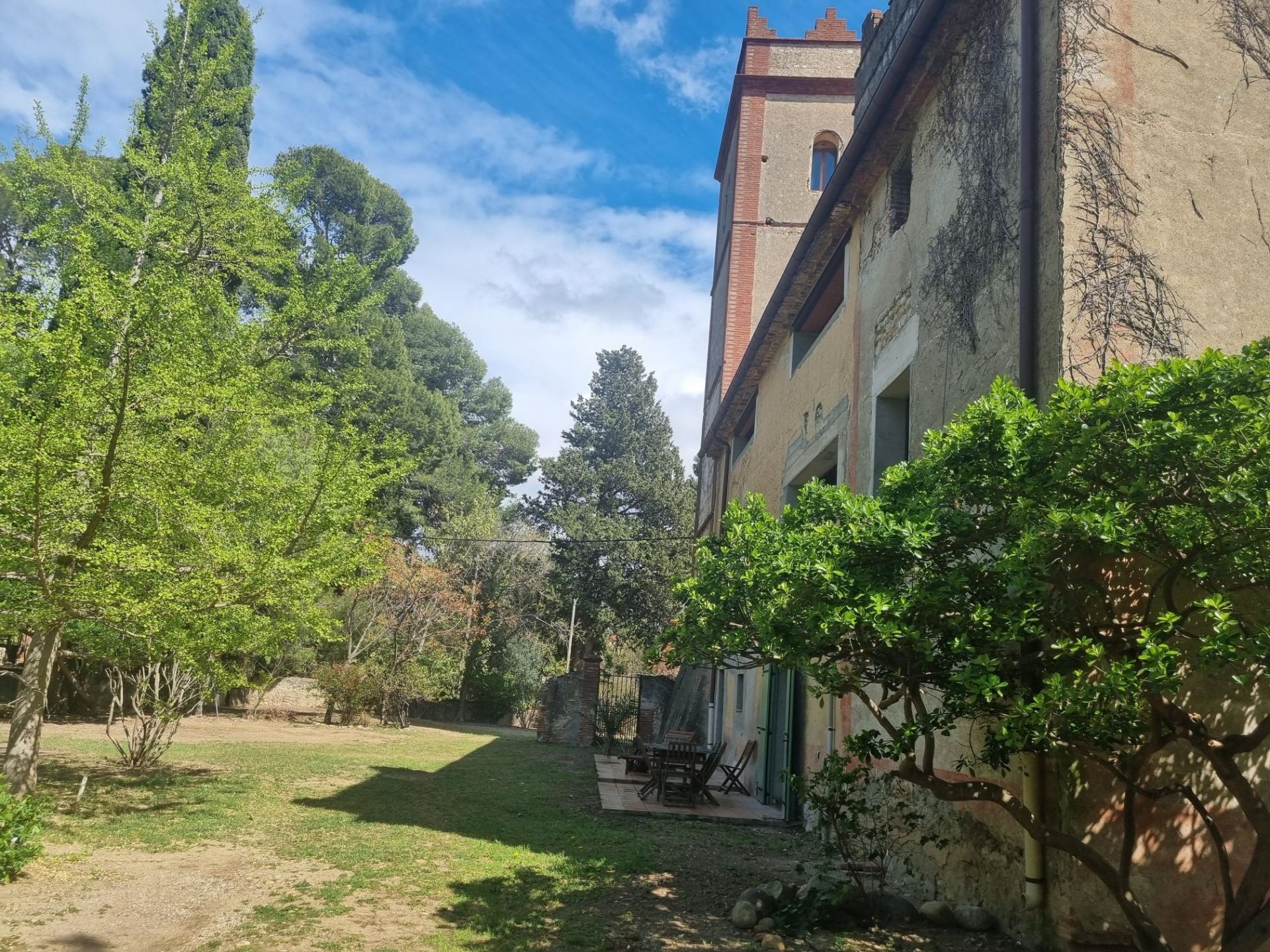 maison 10 pièces en vente sur LE SOLER (66270) Vente Maison Le Soler 66270 360 m²