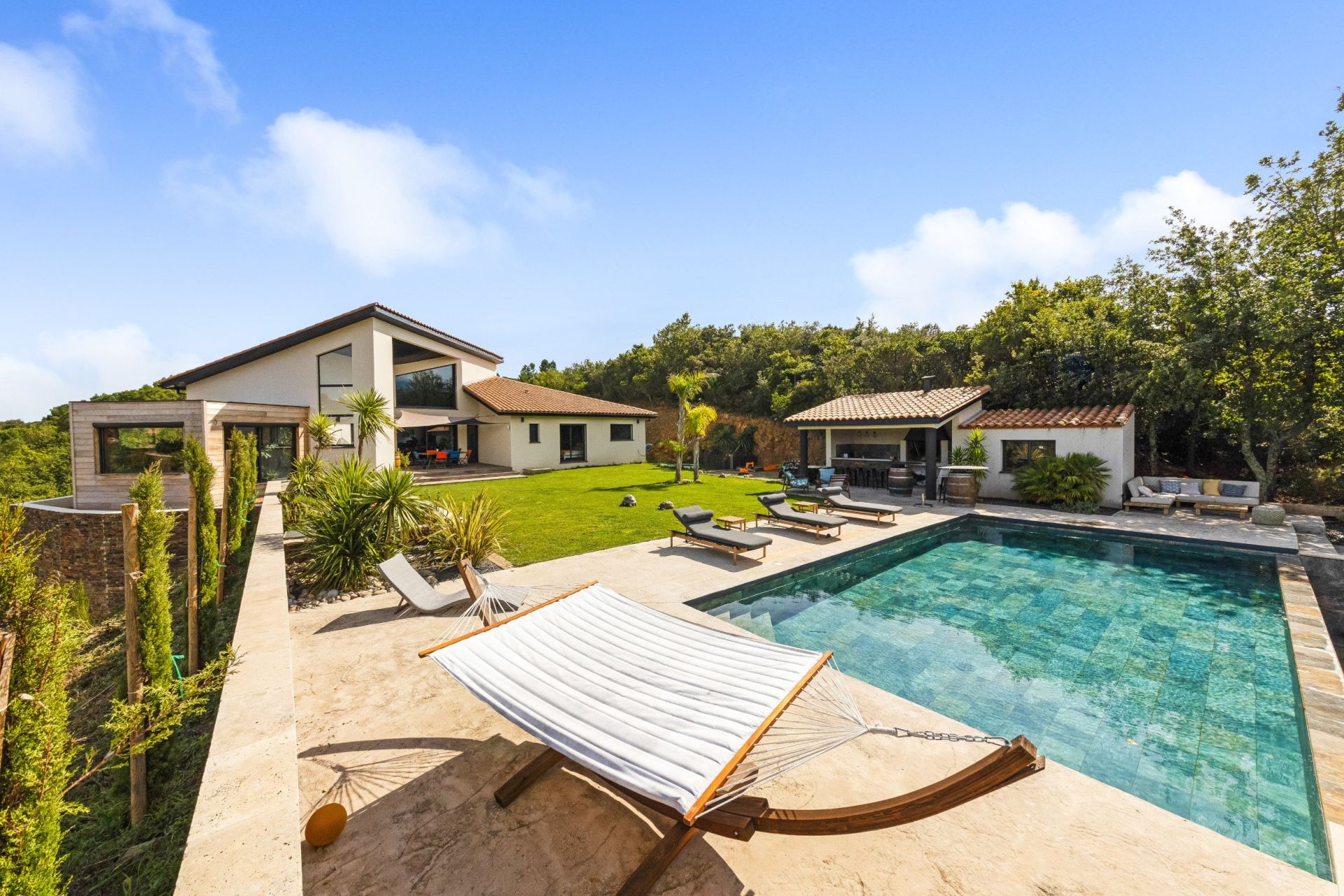 house 6 rooms for sale on THUIR (66300) Sale House Thuir 66300 235 m²