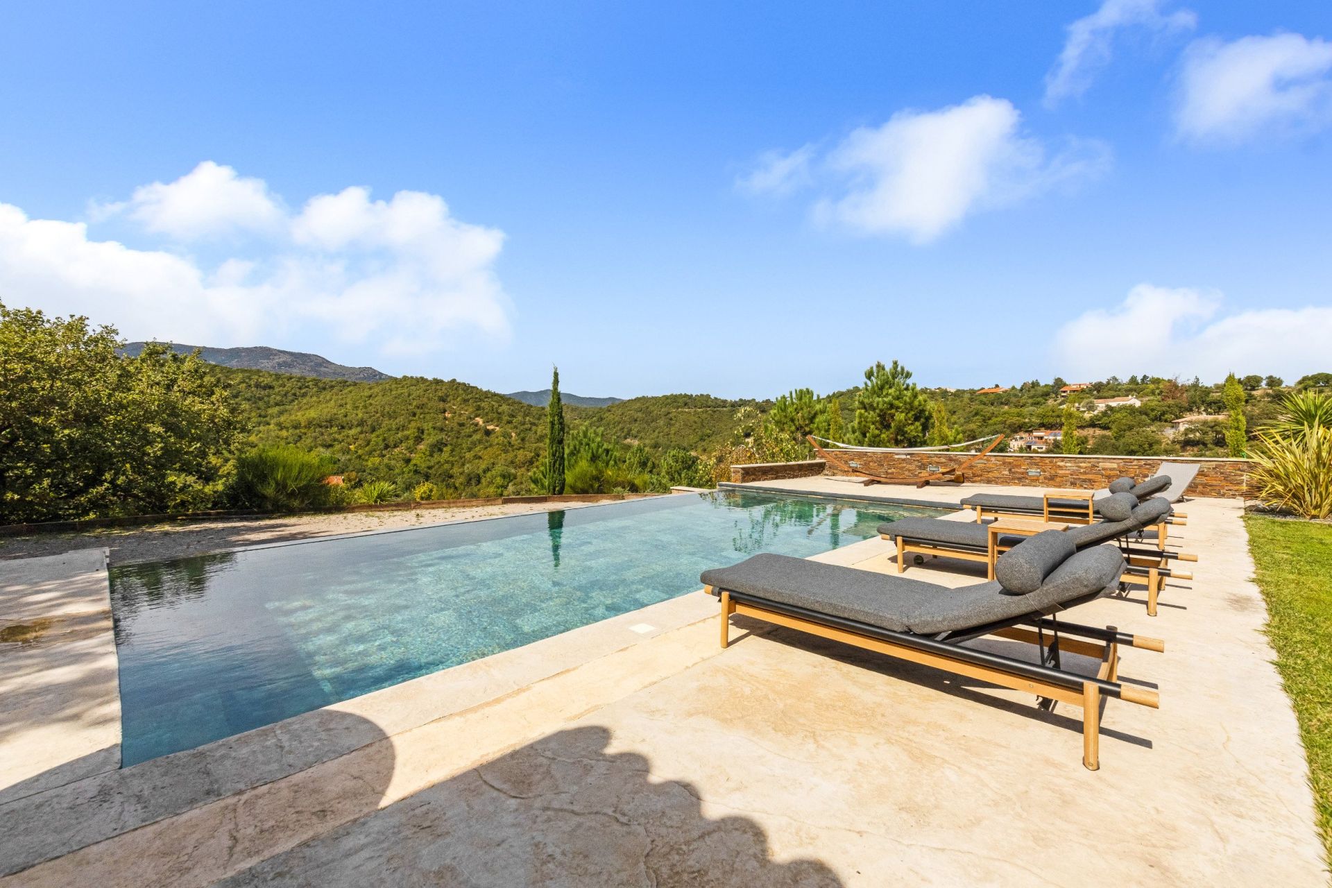 house 6 rooms for sale on THUIR (66300) Sale House Thuir 66300 235 m²