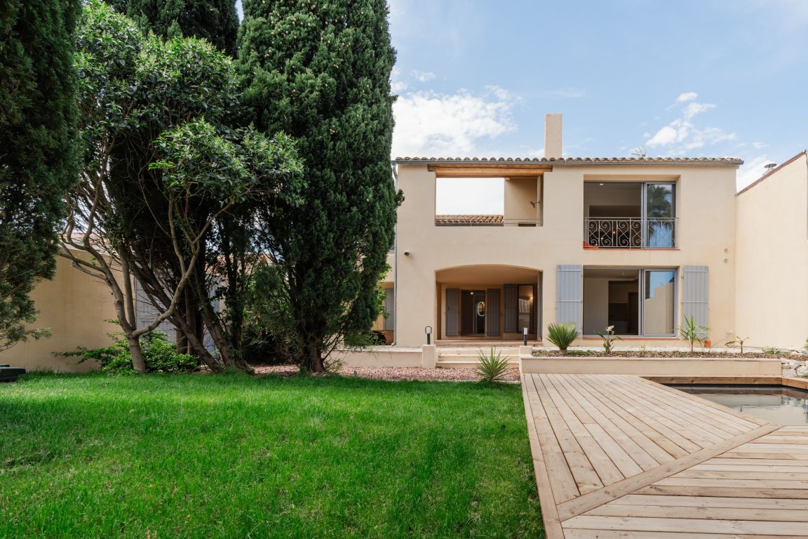 Sale House Bages 11100 203&nbsp;m²