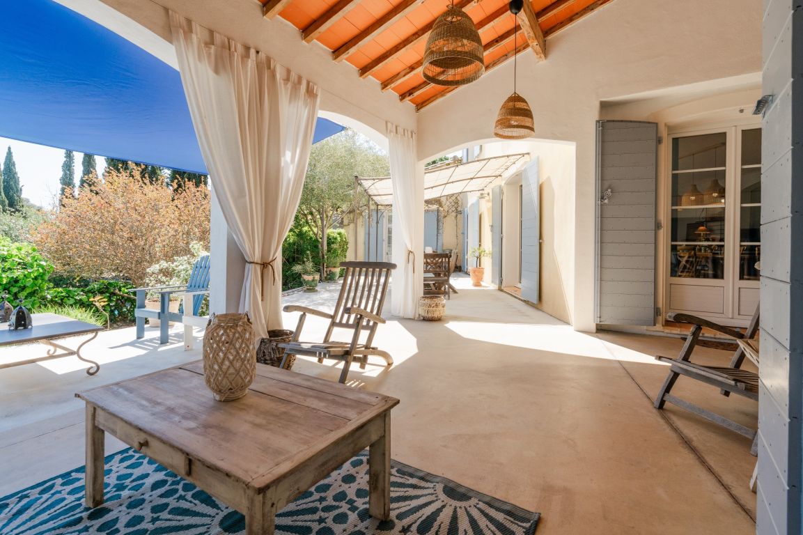 Sale House La Palme 11480 240&nbsp;m²