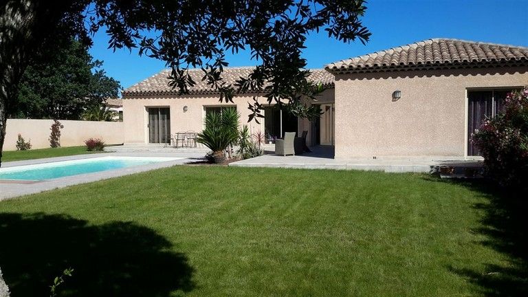 Family home in Canohes