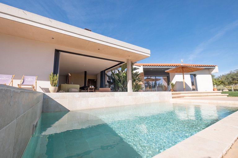 Superbe villa d'architecte récente